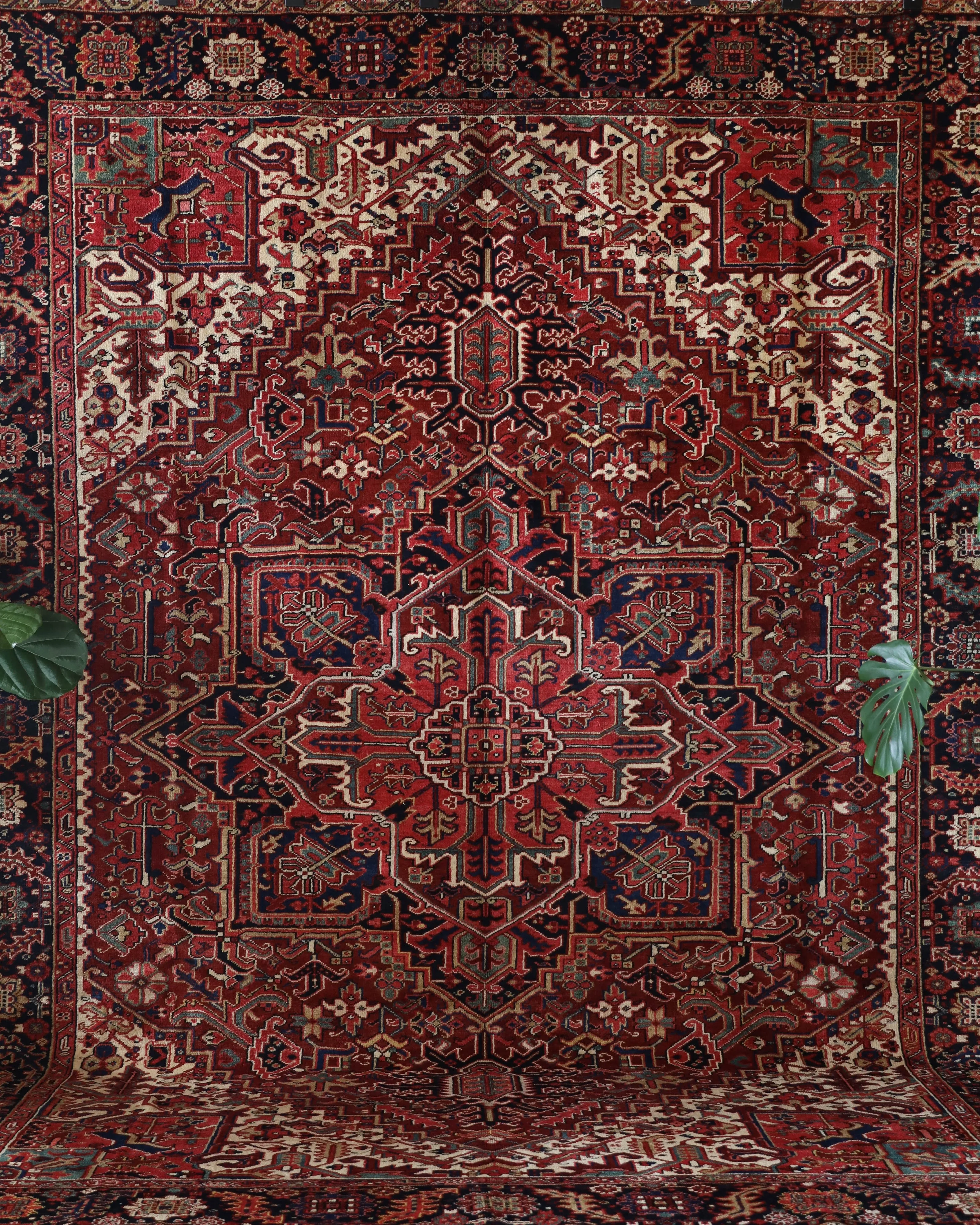 Semi-antique NW Persian Heriz Rug 9'7"x12'3"
