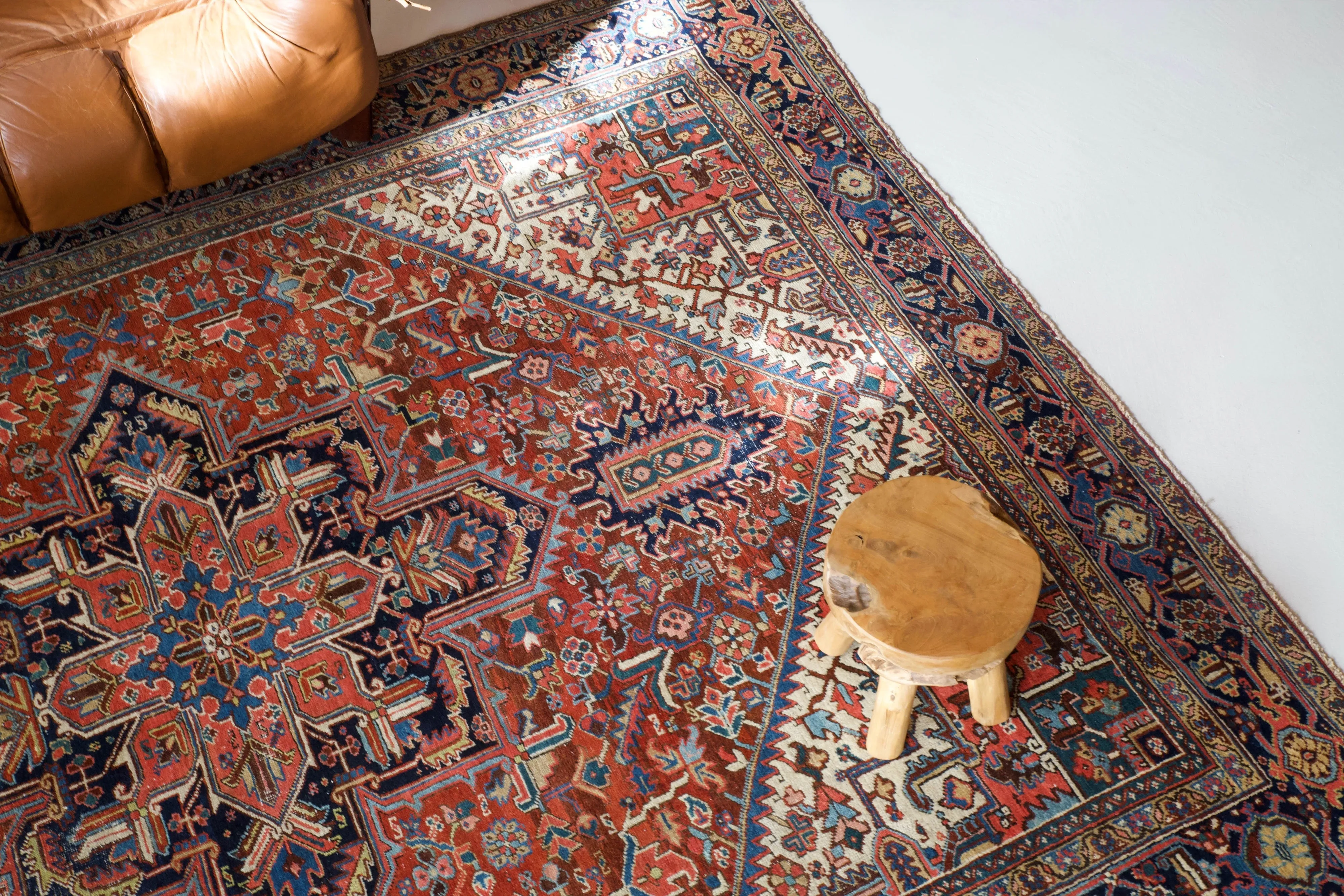 Semi-Antique NW Persian Heriz Rug 9'x12'