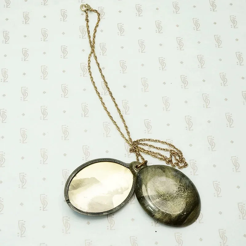 Shimmering Green Celluloid Sliding Locket