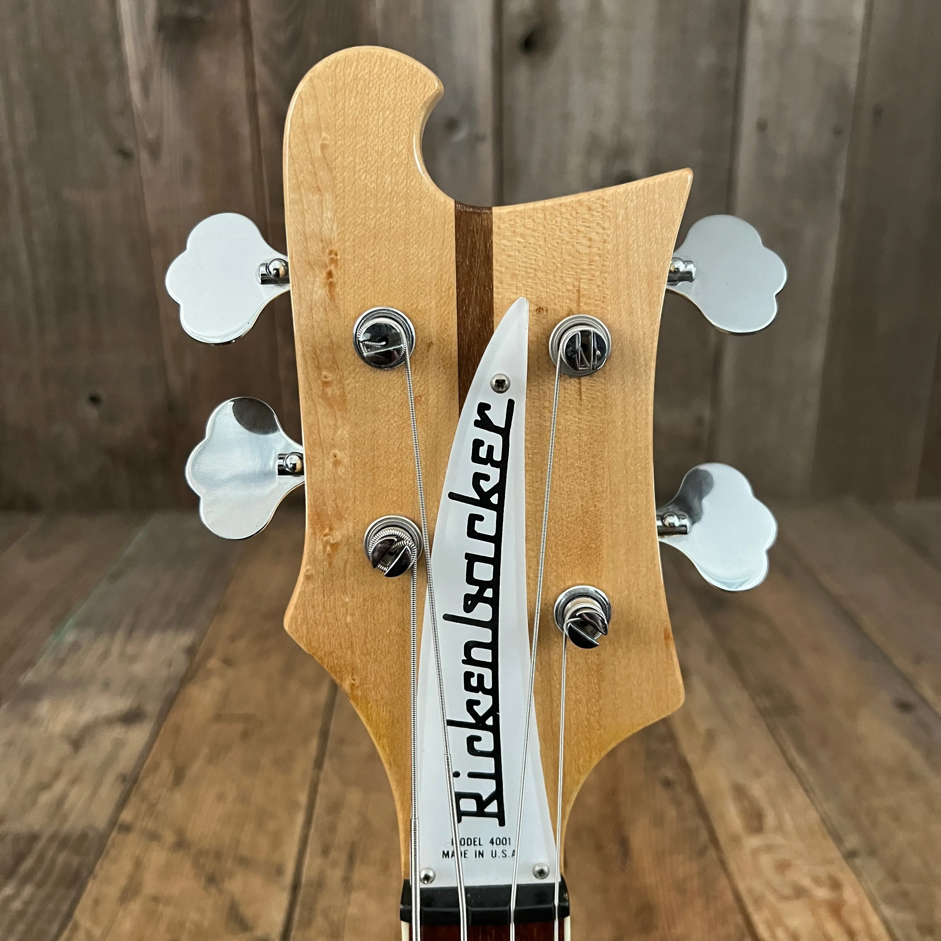 SOLD - Rickenbacker 4001 Bass Mapleglo 1974