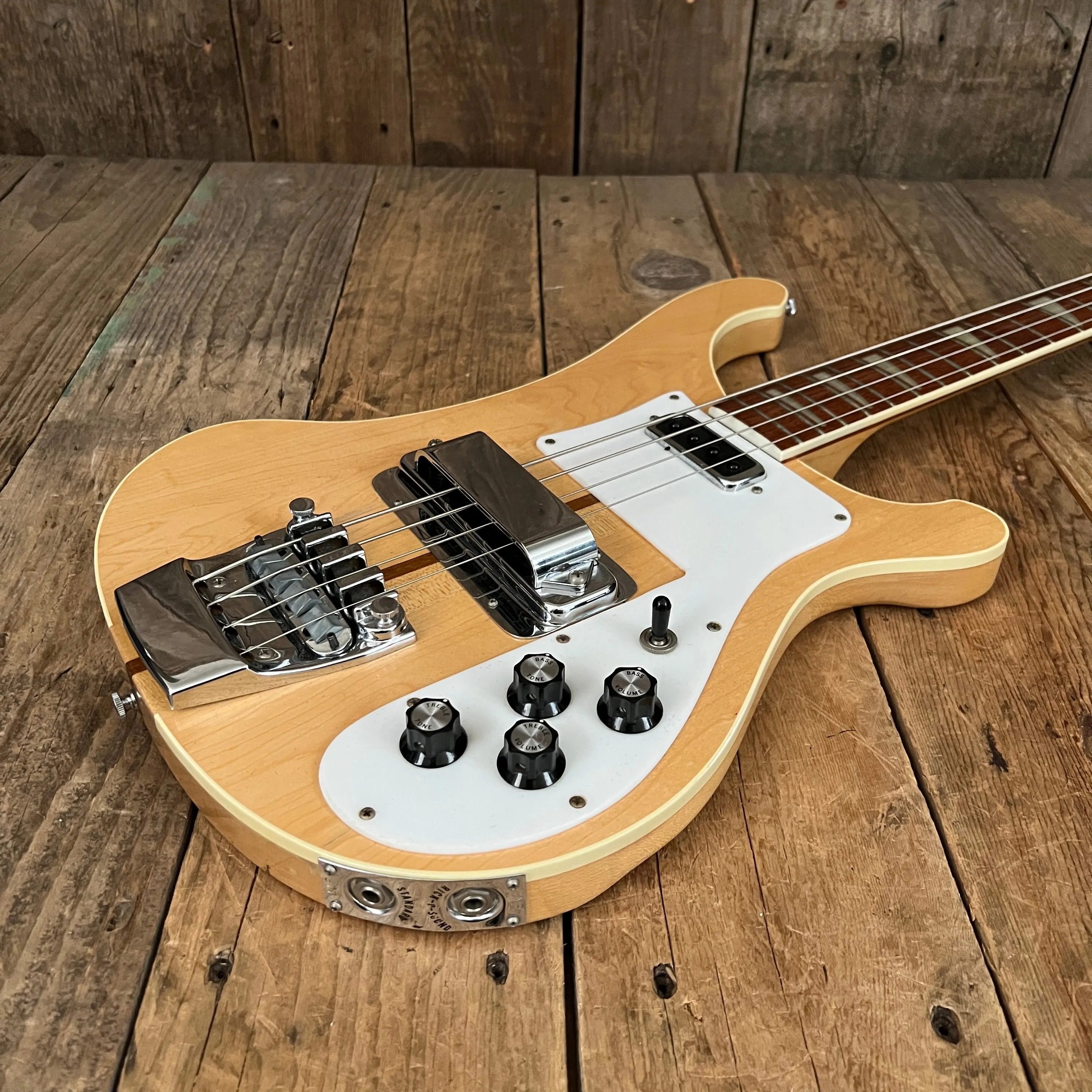SOLD - Rickenbacker 4001 Bass Mapleglo 1974
