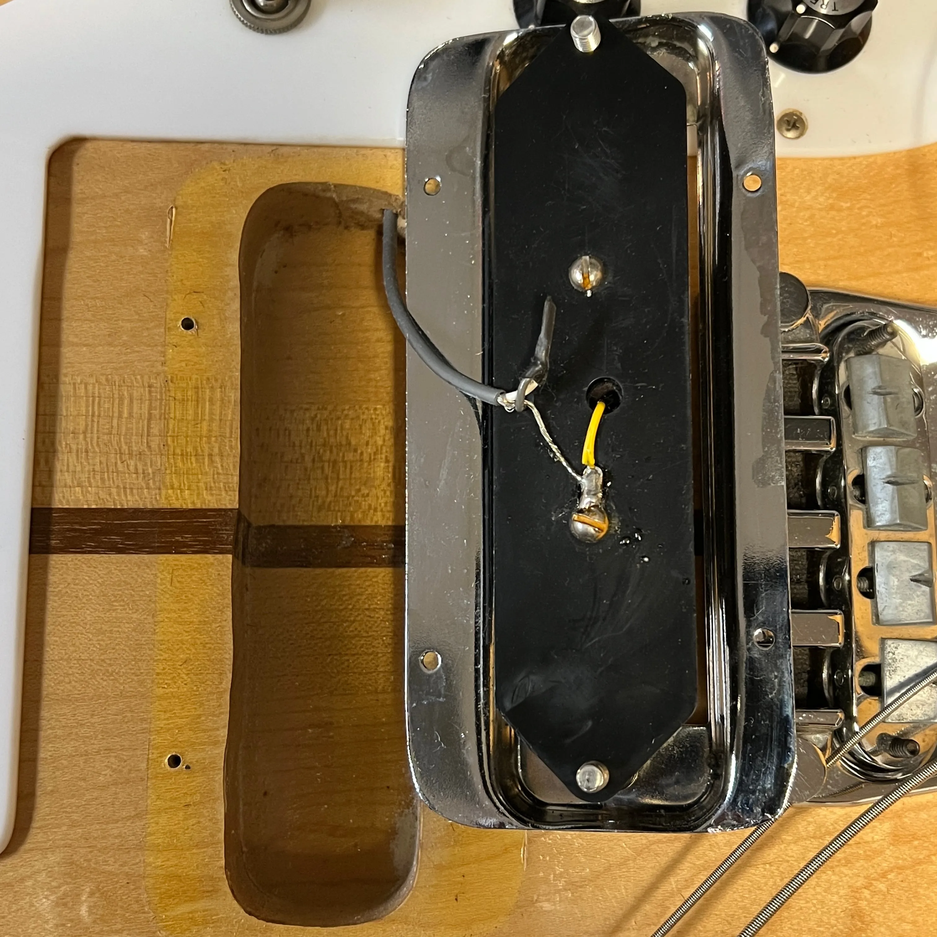 SOLD - Rickenbacker 4001 Bass Mapleglo 1974