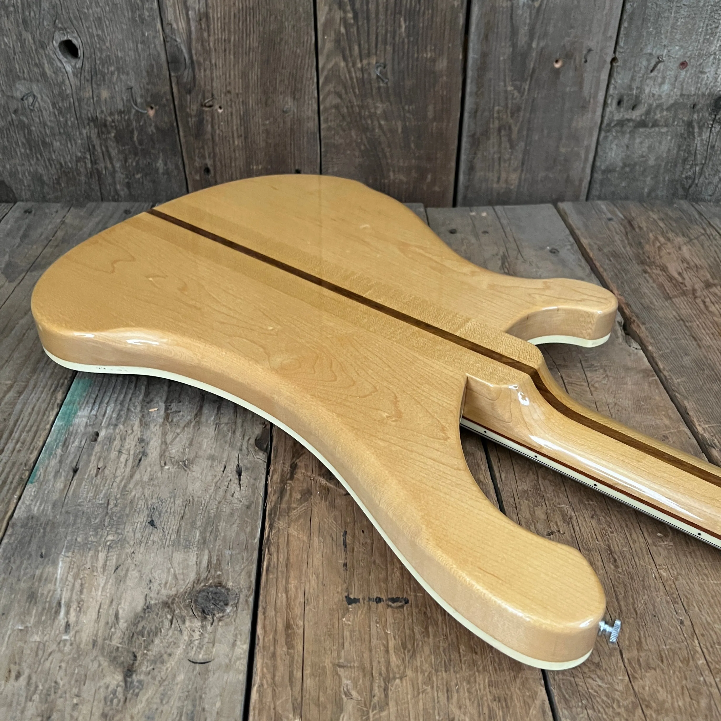 SOLD - Rickenbacker 4001 Bass Mapleglo 1974