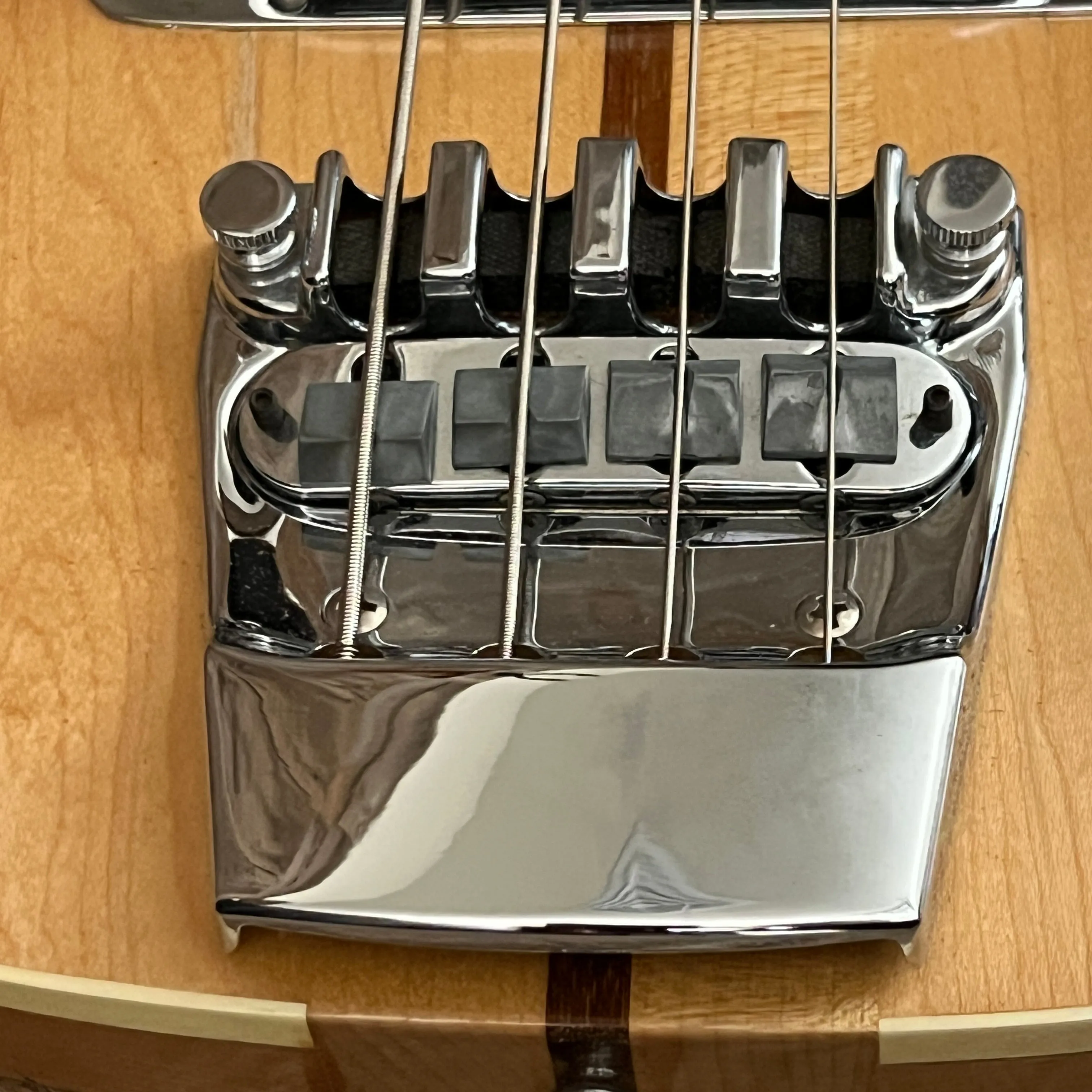 SOLD - Rickenbacker 4001 Bass Mapleglo 1974