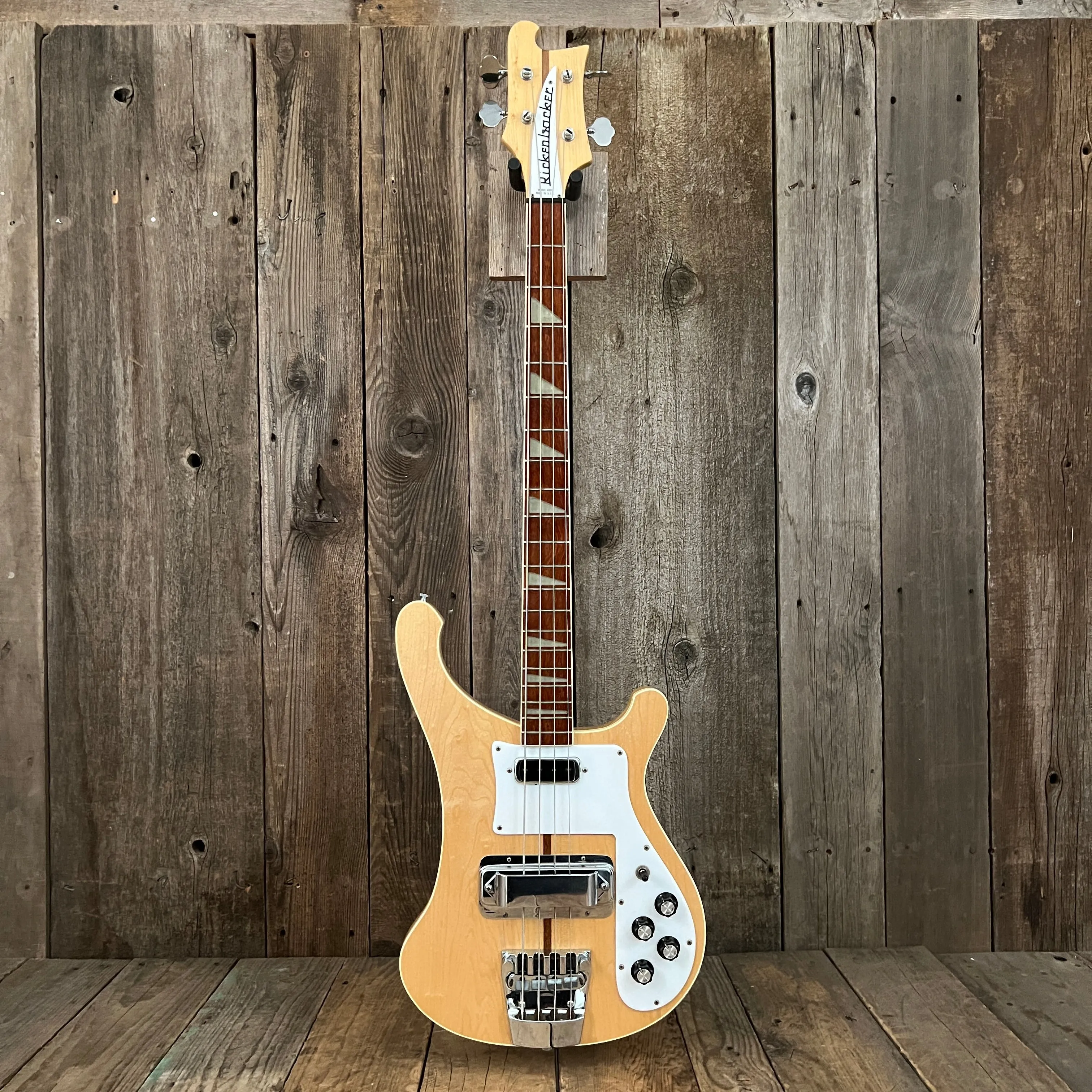 SOLD - Rickenbacker 4001 Bass Mapleglo 1974