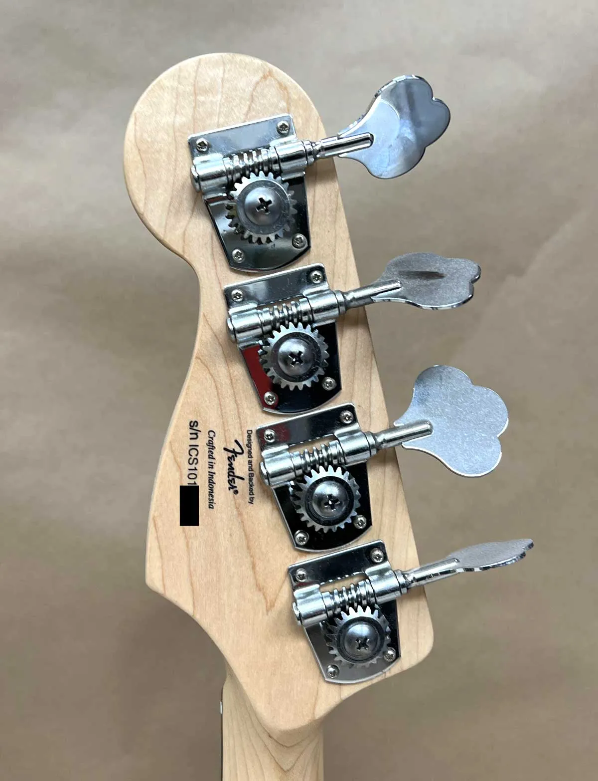 Squier Vintage Modified Series Fretless Jazz Bass