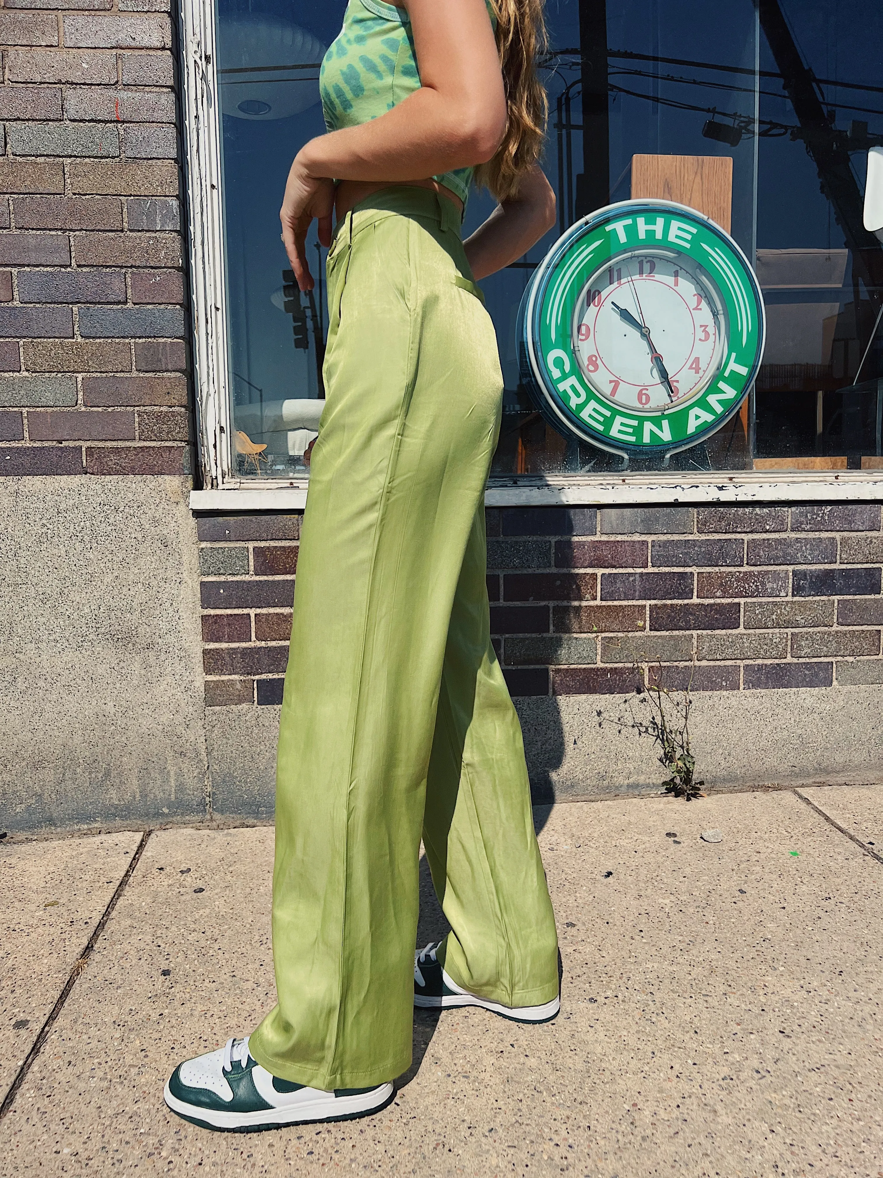 Stay Bold Satin Pants// Green