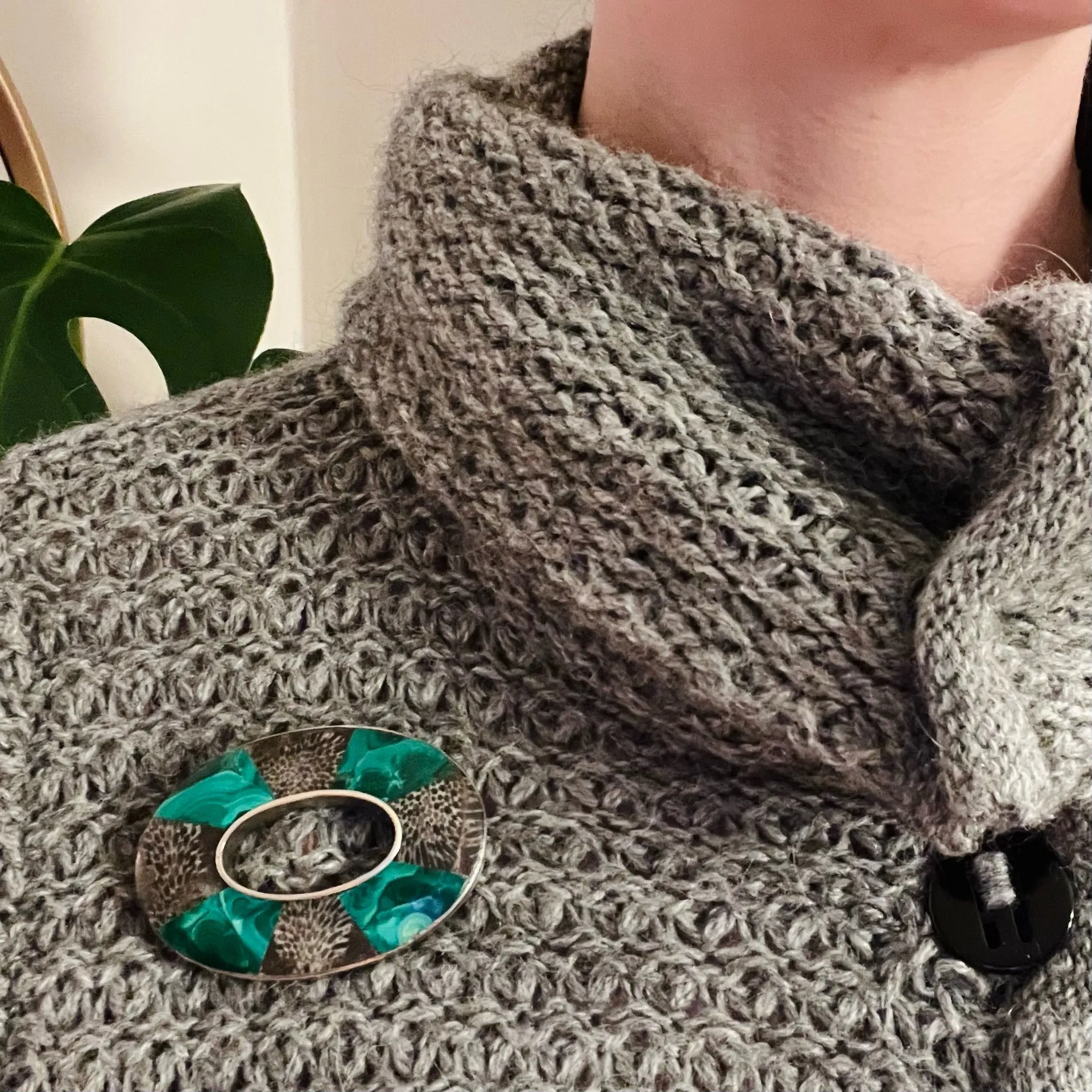 Stunning Malachite & Dinosaur Bone Scottish Pebble Brooch