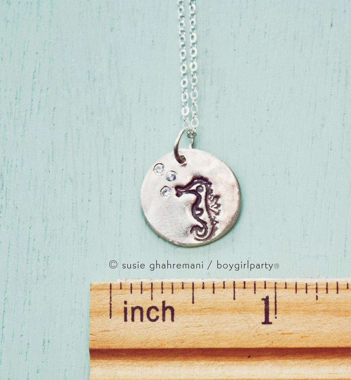 Tiny Seahorse Necklace – Miniature Seahorse Necklace