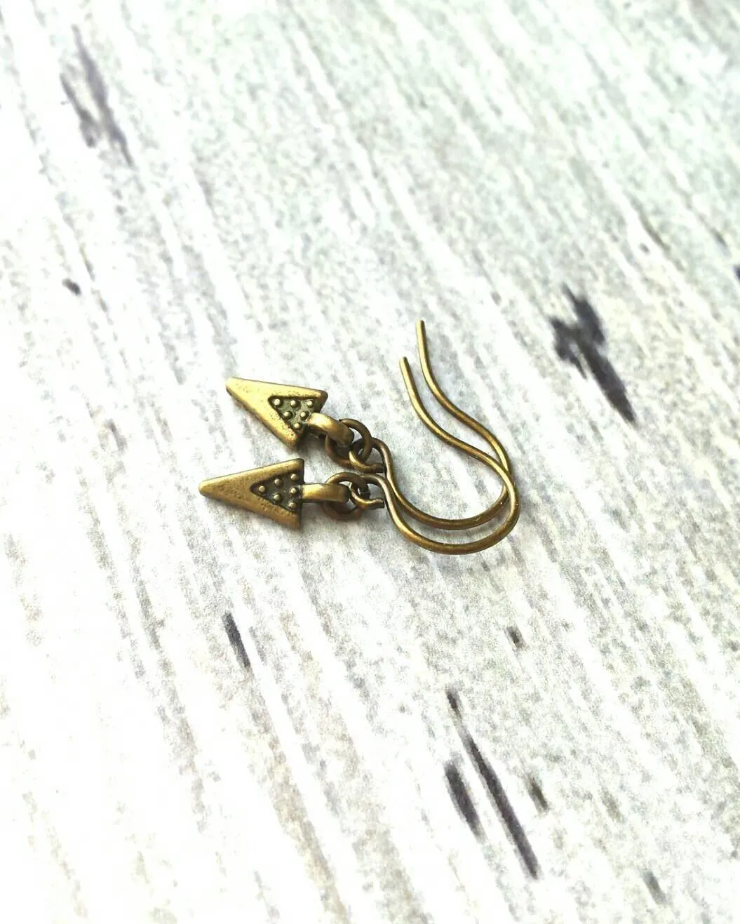 Tiny Tribal Earrings, little Boho earrings, bronze spear earring, small arrow earrings, point dangles, small daggers, antique brass triangle earring, dainty dangle earring
