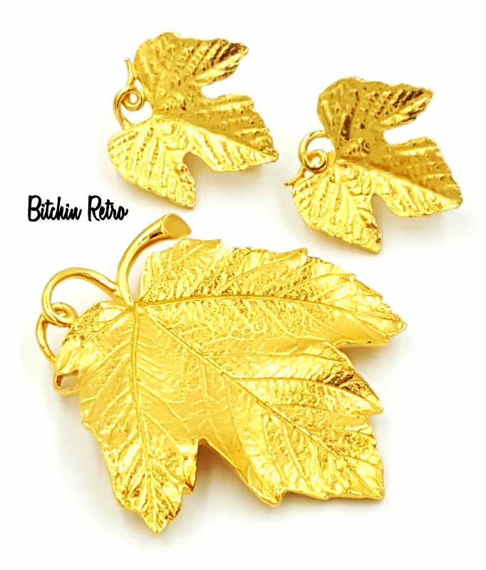 Trifari TM Vintage Leaf Brooch With Matching Comfort Clip Earrings
