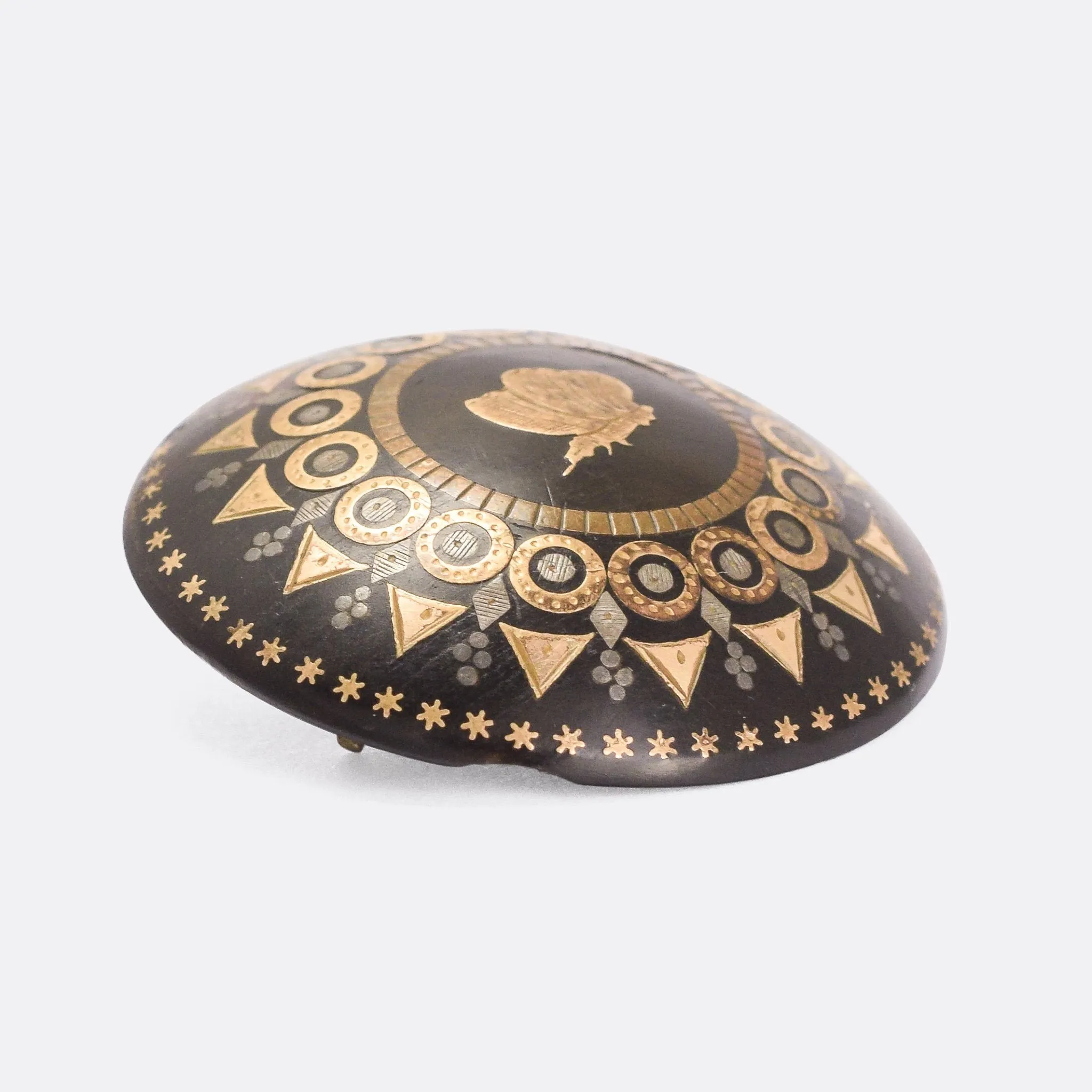 Victorian Pique "Psyche" Brooch