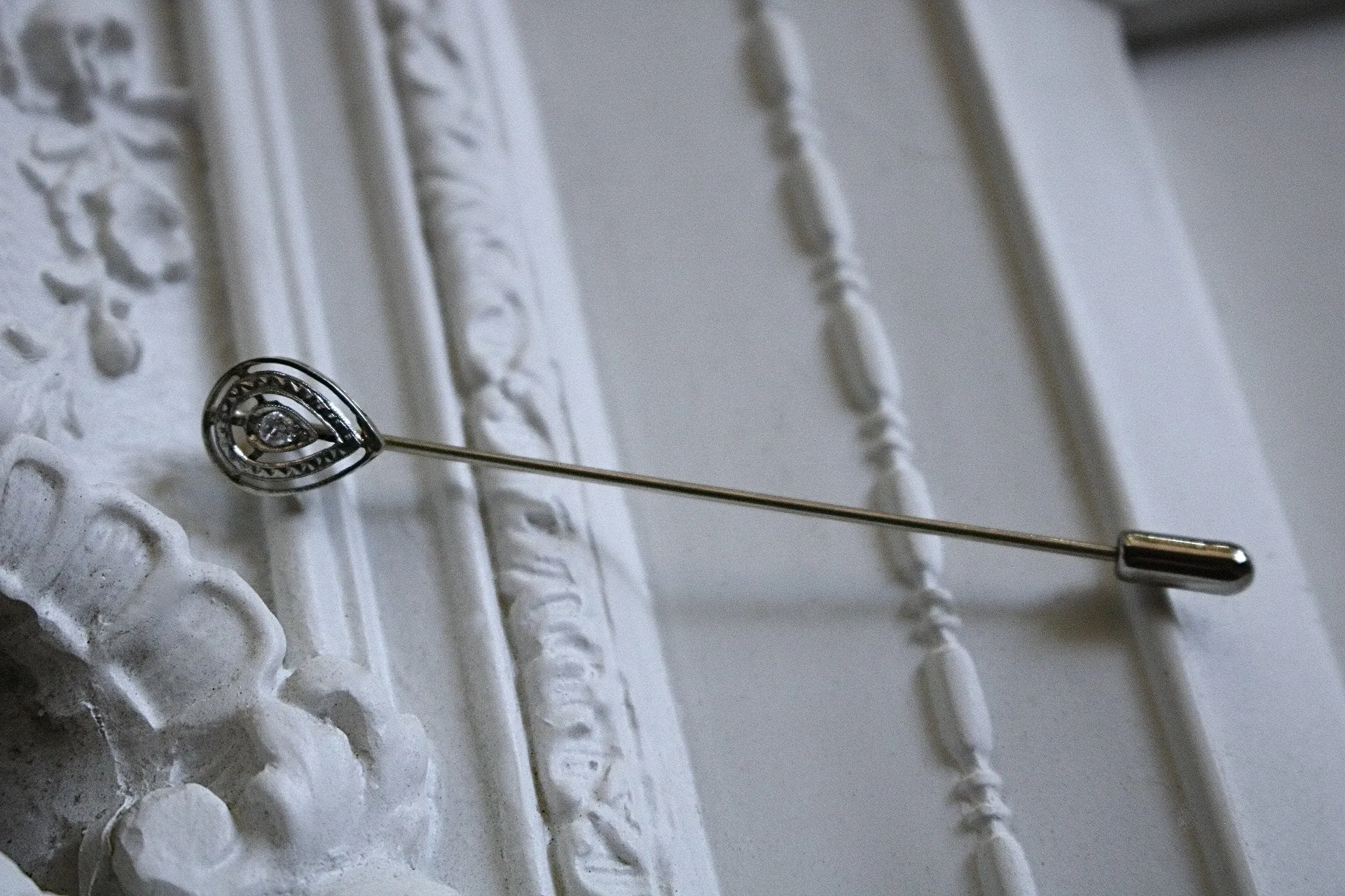 Vintage 14kt White Gold & Diamond Stickpin
