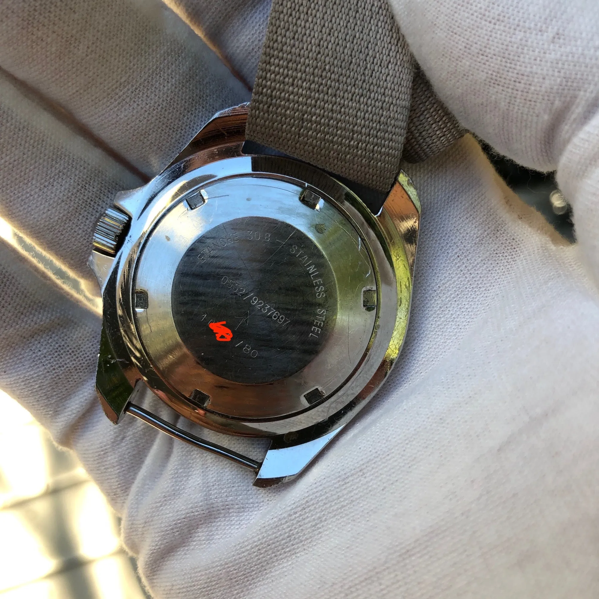 Vintage CWC Cabot Watch Company Royal Navy Sterile Milsub Divers Wristwatch Circa 1980