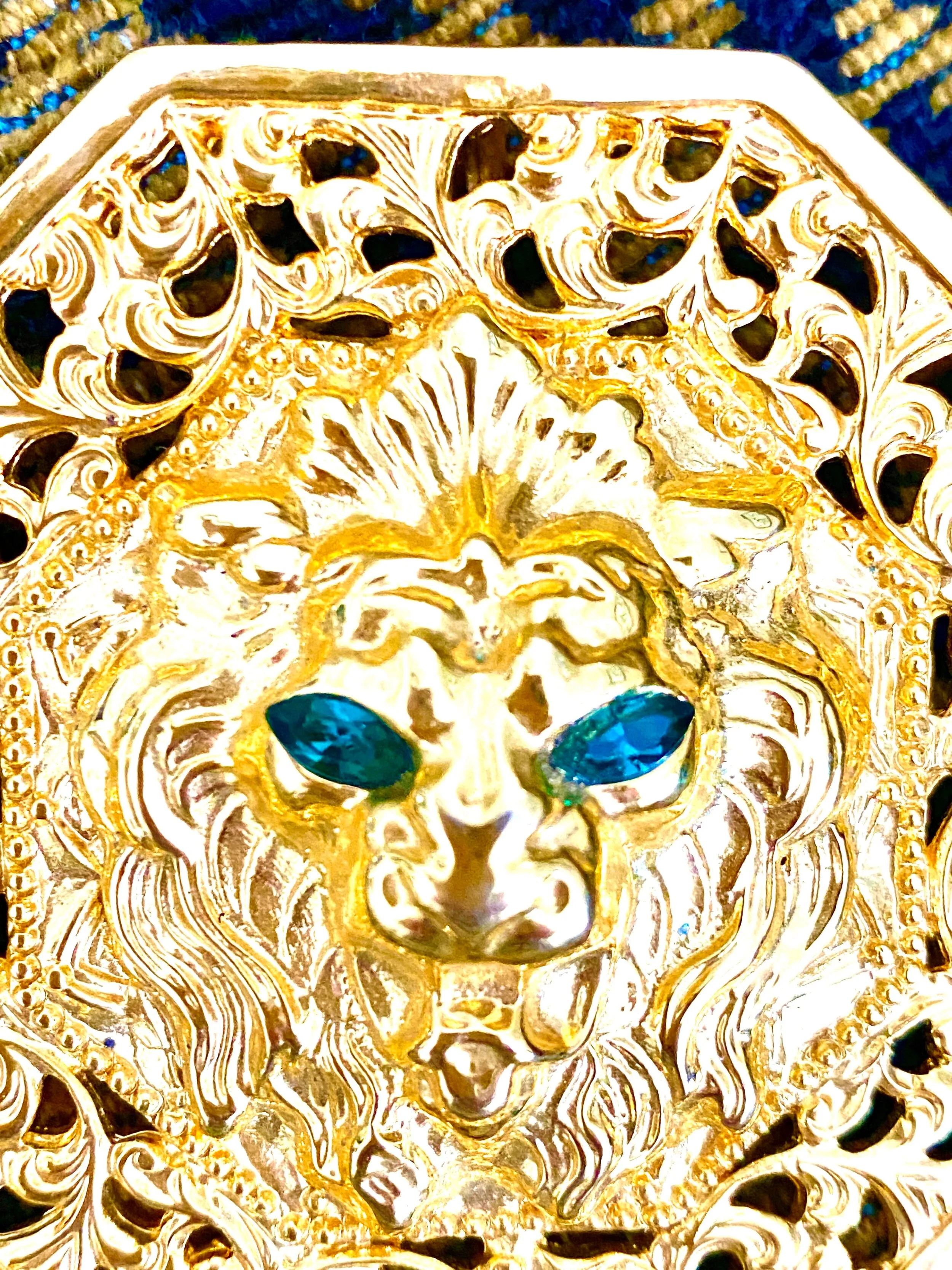 Vintage Gold Lion Pendant Brooch