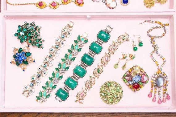 Vintage Green Rhinestone Brooch