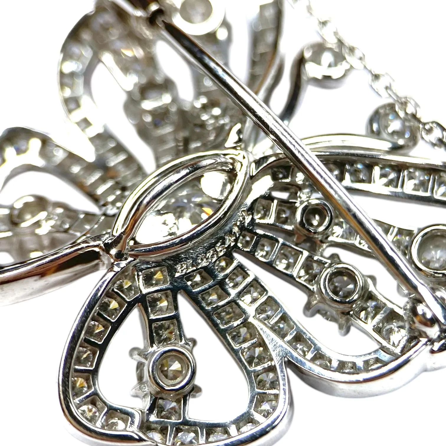 Vintage VAN CLEEF & ARPELS 18K White Gold Butterfly Diamond Pendant Brooch