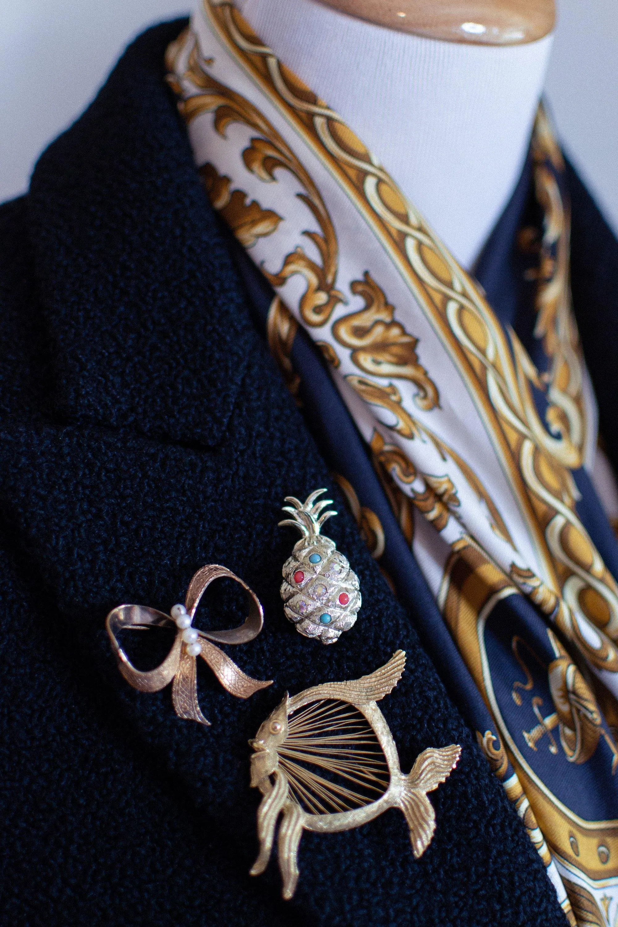 Vintage Victorian Inspired 1/20 12kt Gold Filled Bow Brooch with Pearls