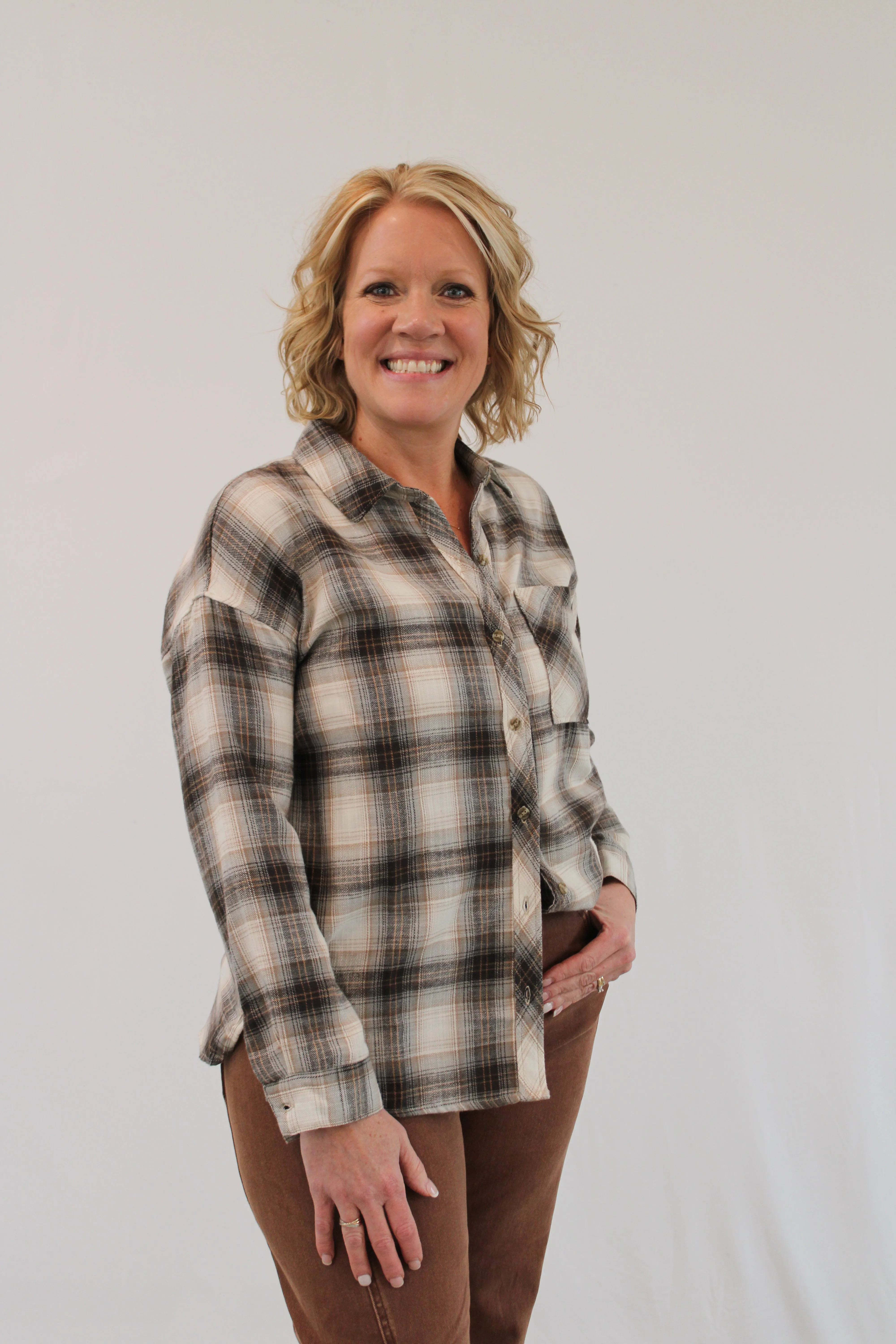 VIOLETA OVERSIZED FLANNEL 2 COLOR OPTIONS
